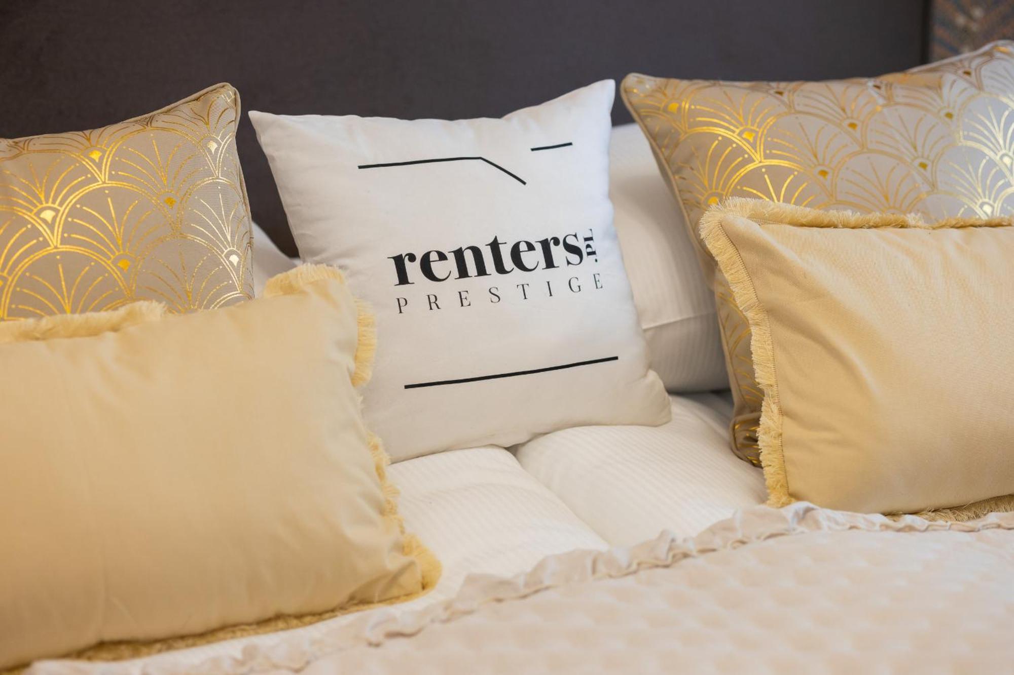 Lux Grzybowska With Parking By Renters Prestige Warschau