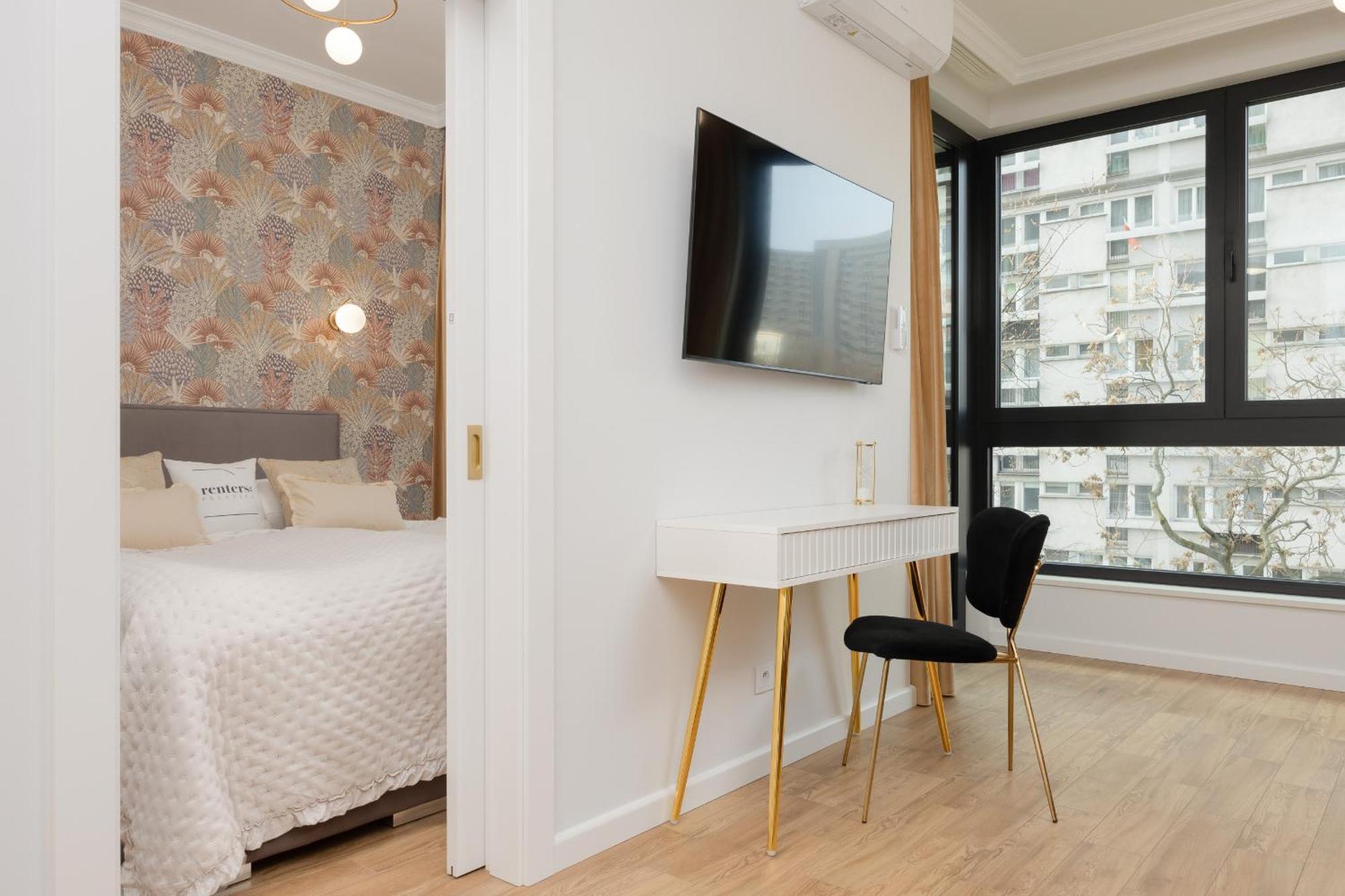 Apartment Lux Grzybowska With Parking By Renters Prestige *