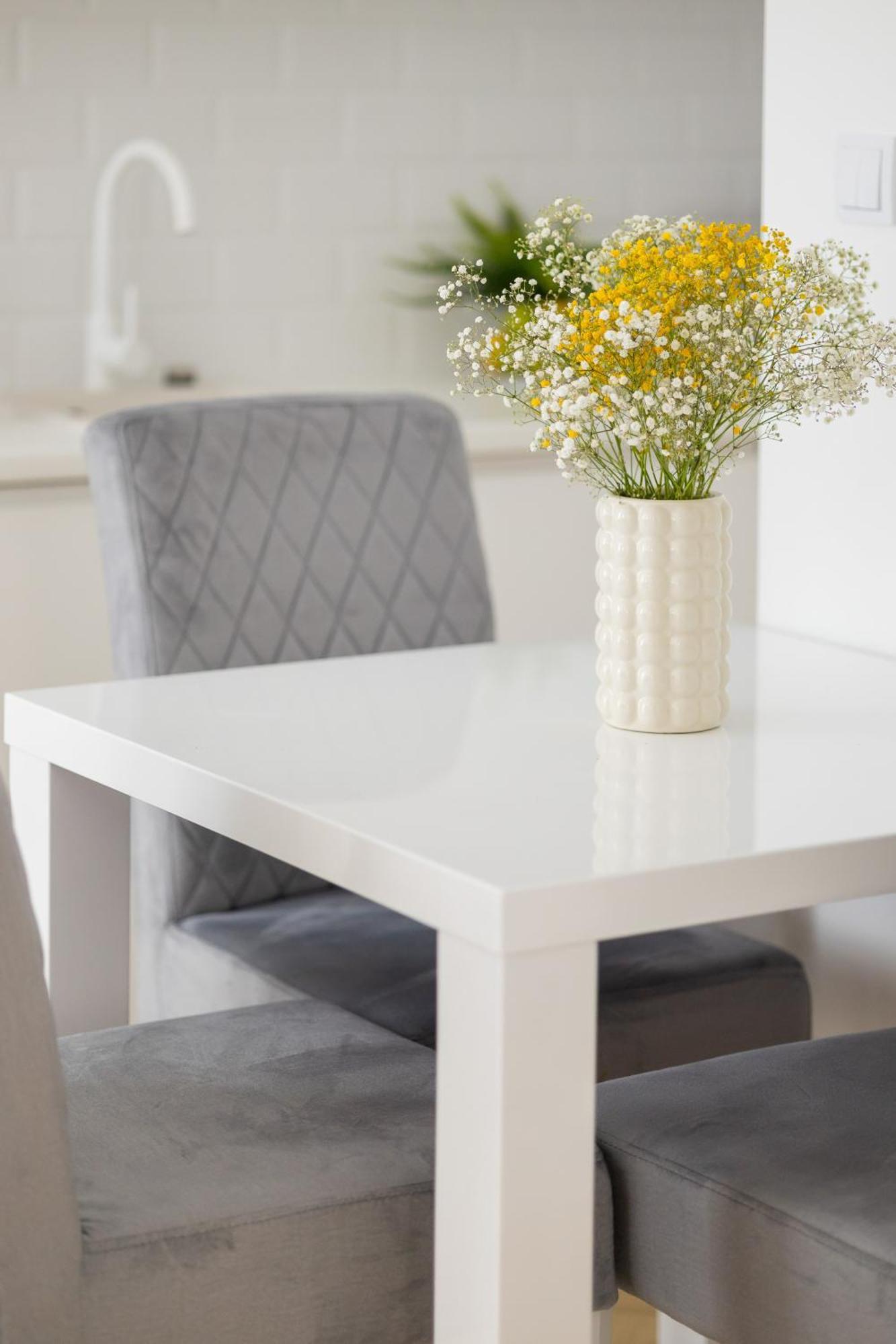 Lux Grzybowska With Parking By Renters Prestige Apartment Warschau