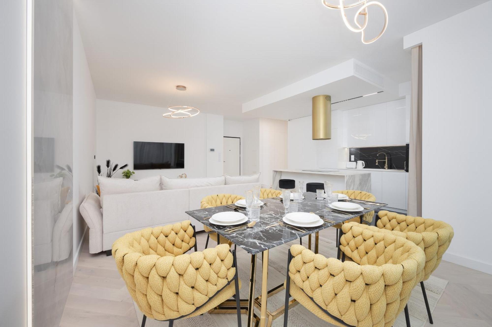 Lux Grzybowska With Parking By Renters Prestige Apartment Warschau