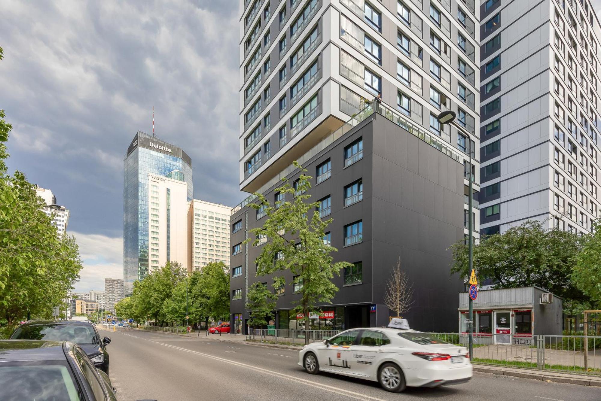 Lux Grzybowska With Parking By Renters Prestige * Warschau
