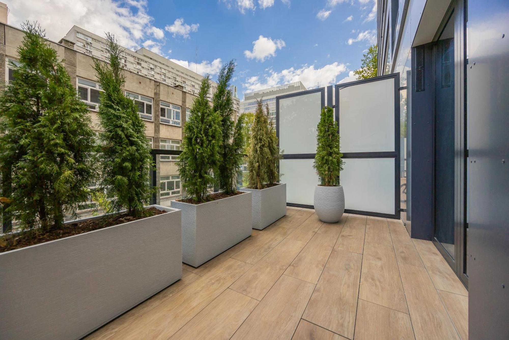 Lux Grzybowska With Parking By Renters Prestige Warschau