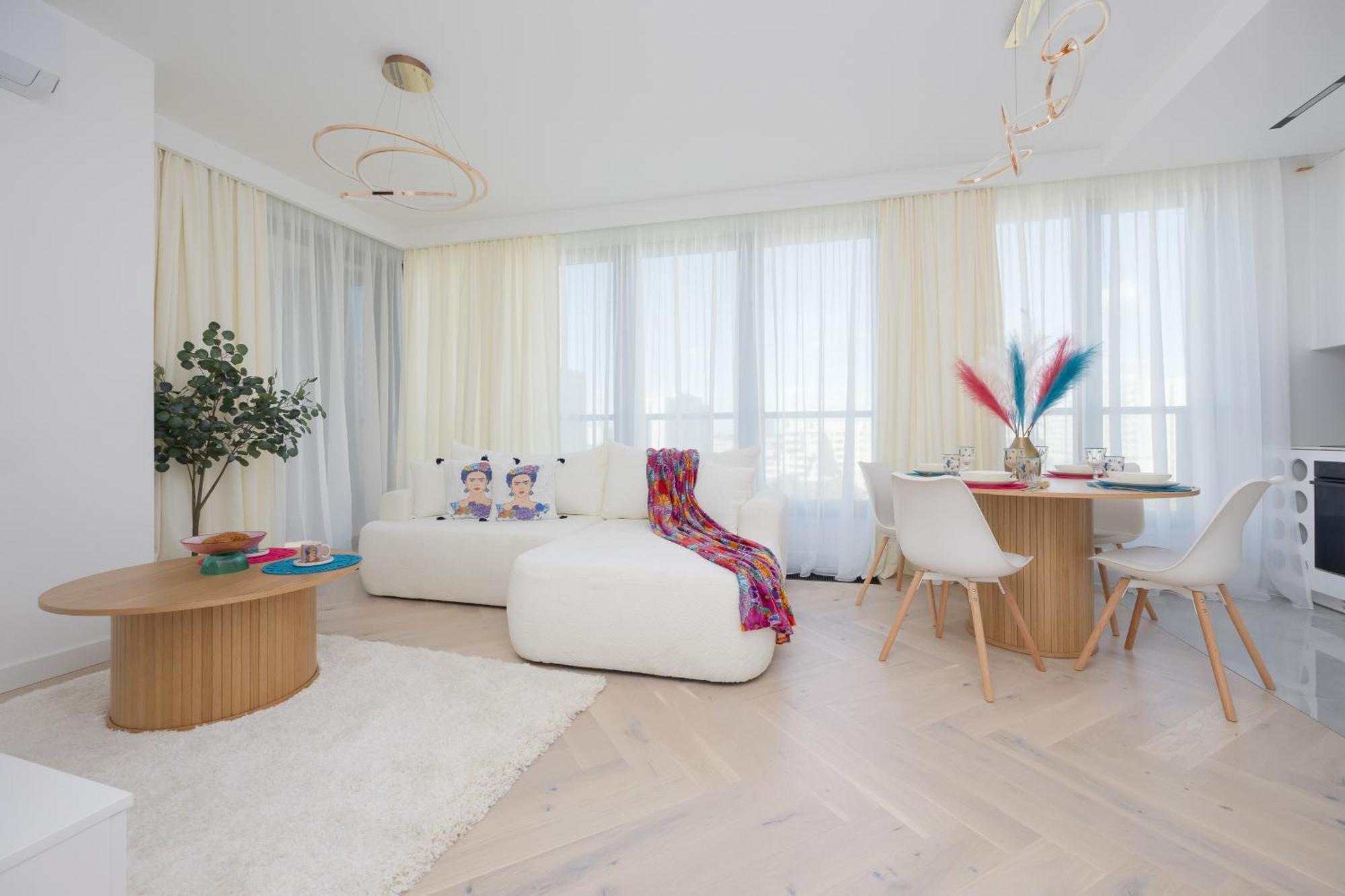 Lux Grzybowska With Parking By Renters Prestige Apartment Warschau