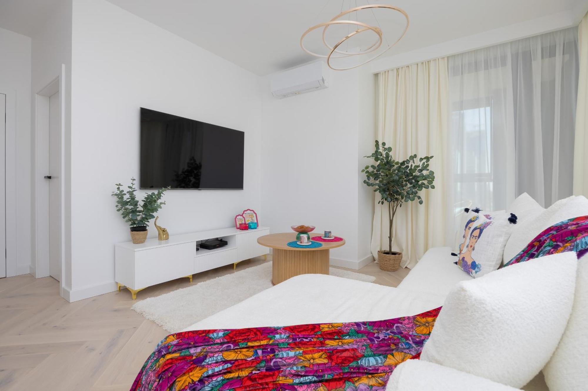 Leilighet Lux Grzybowska With Parking By Renters Prestige